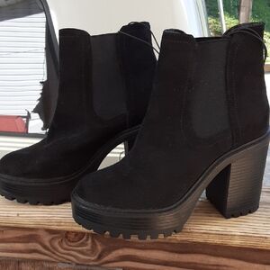 Forever 21 Black Suede Platform Chelsea Booties